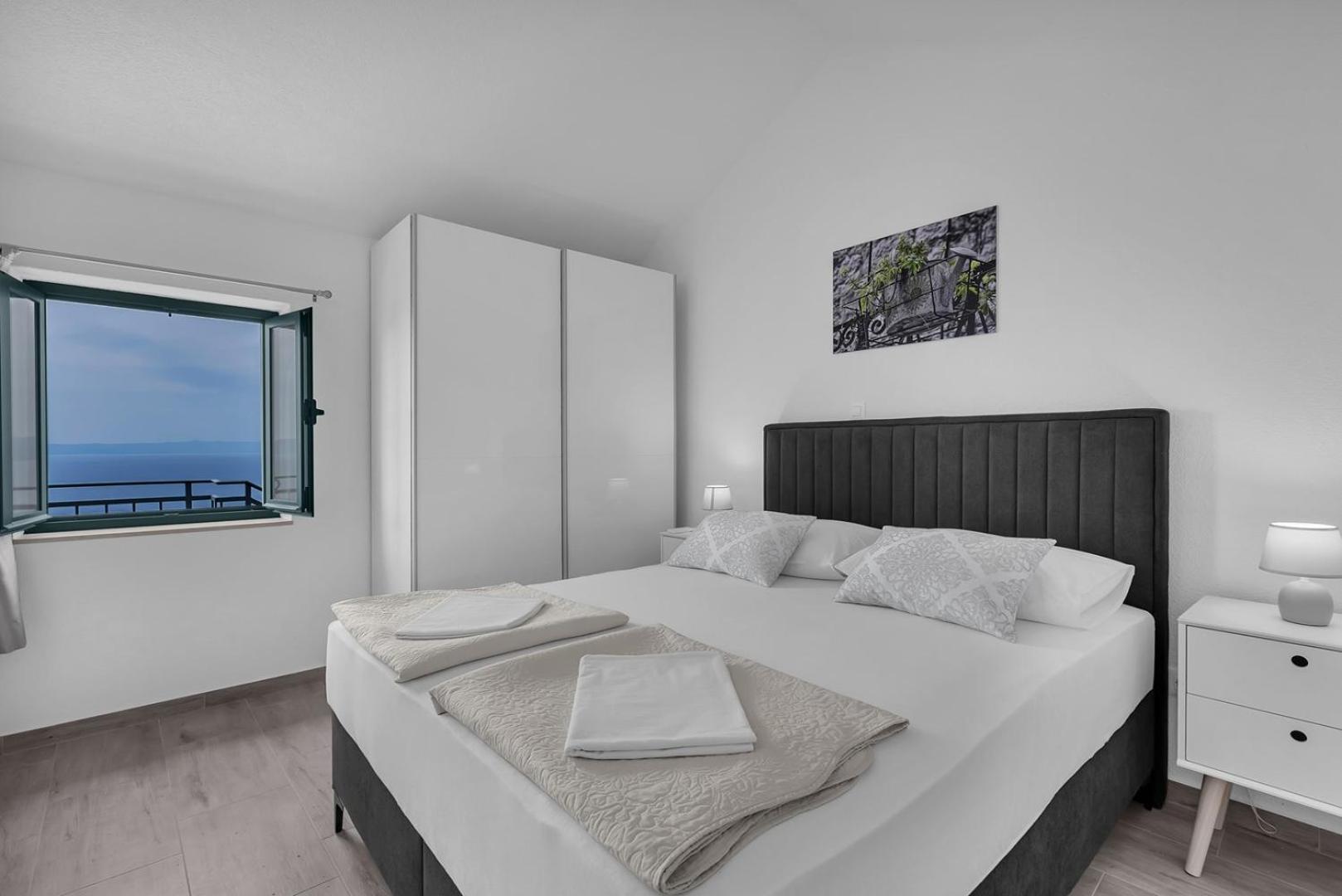 Irena With Heated Pool And Sea View * Makarska