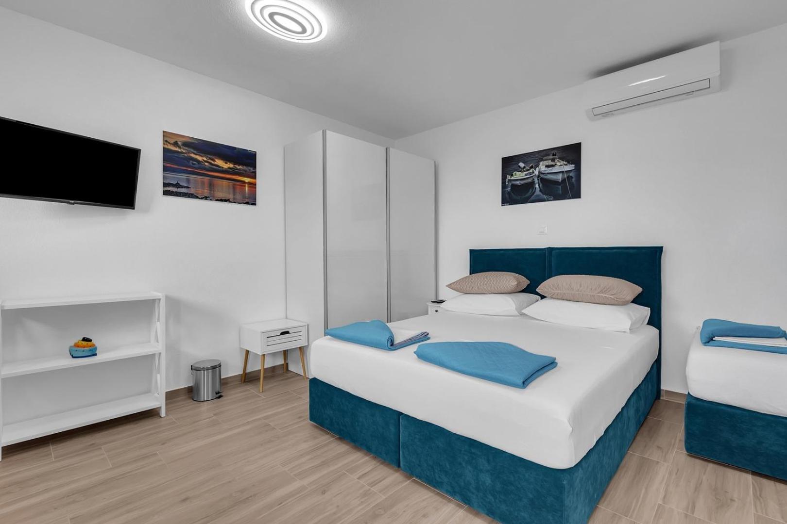 Feriehus Irena With Heated Pool And Sea View *
